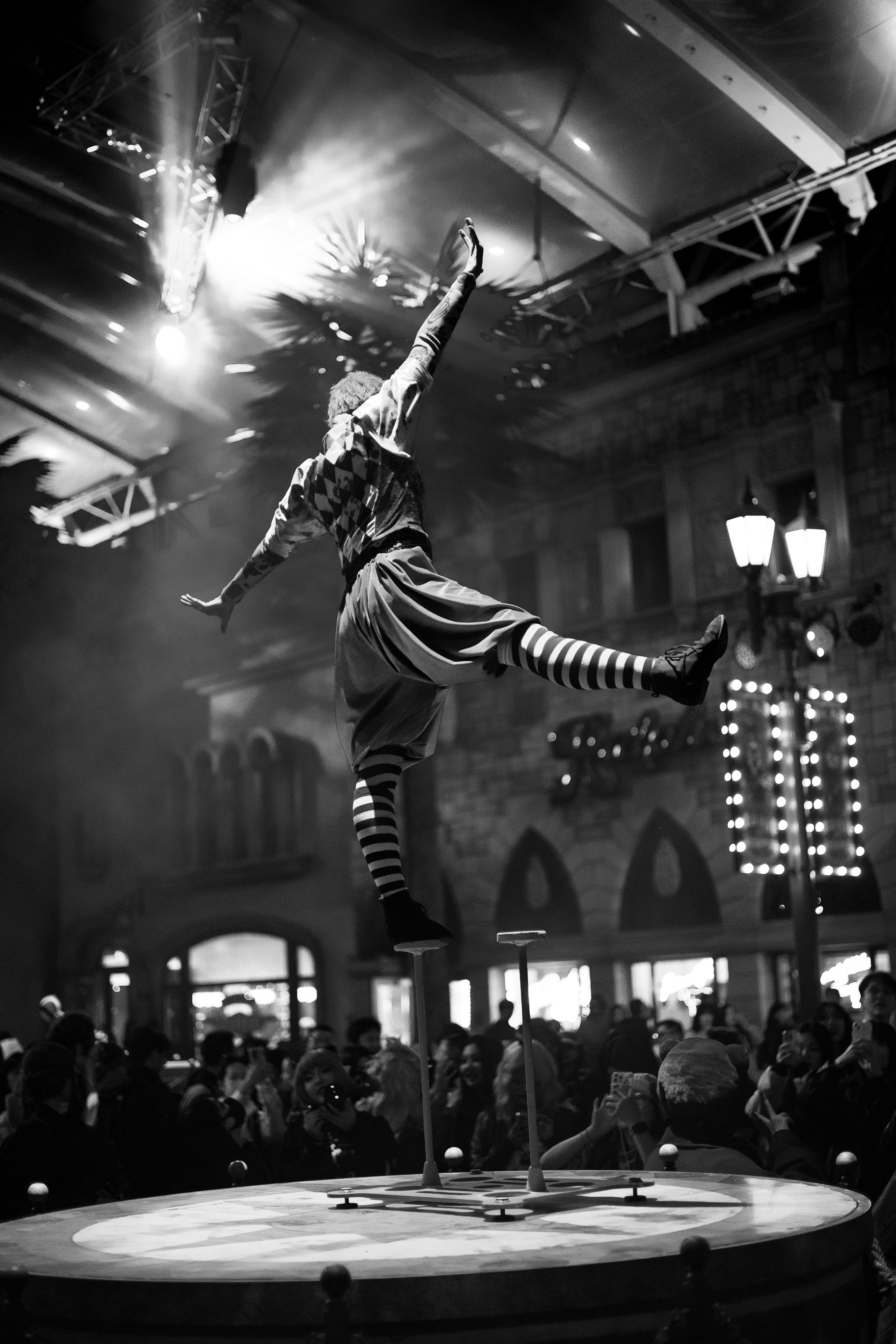 An Acrobat Performing at the Halloween Event in USB<br>2024-10-27